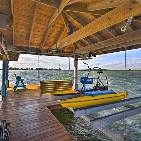 Waterfront Lake Placid Home With Dock And Fire Pit Esterno foto
